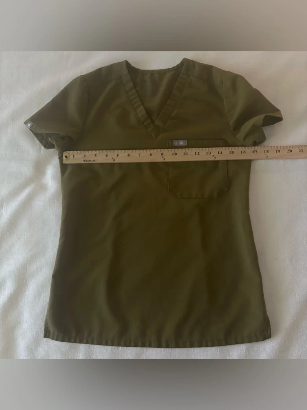 FIGS Catarina 1 Pocket Scrub Top Olive Green XXS euc - Picture 3 of 8